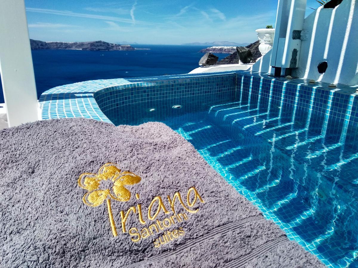 Iriana Suites Фира Екстериор снимка