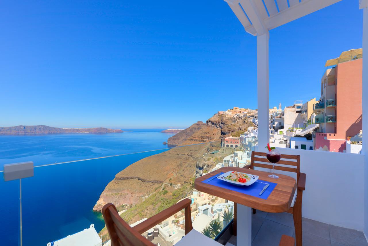 Iriana Suites Фира Екстериор снимка