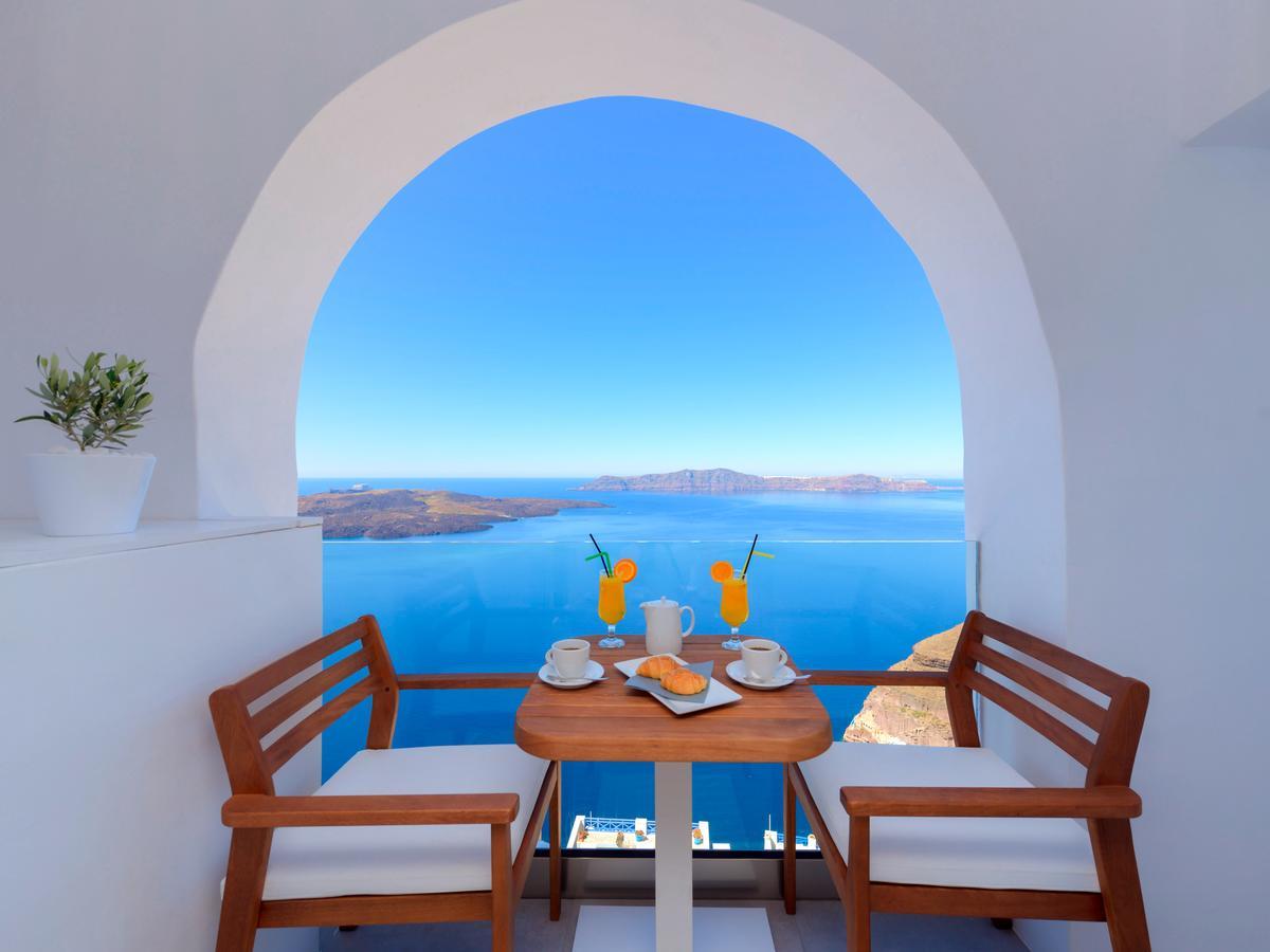Iriana Suites Фира Екстериор снимка