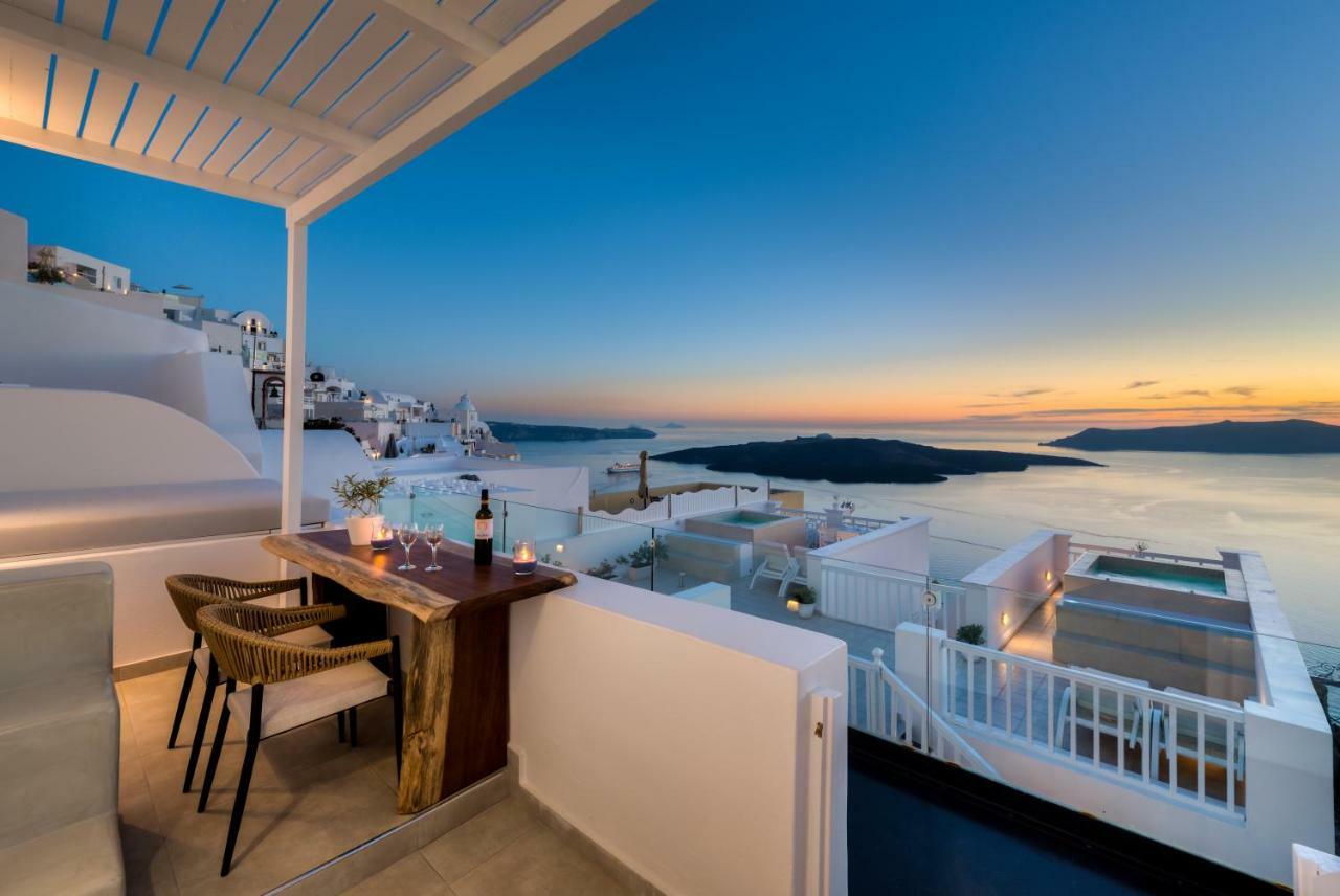 Iriana Suites Фира Екстериор снимка
